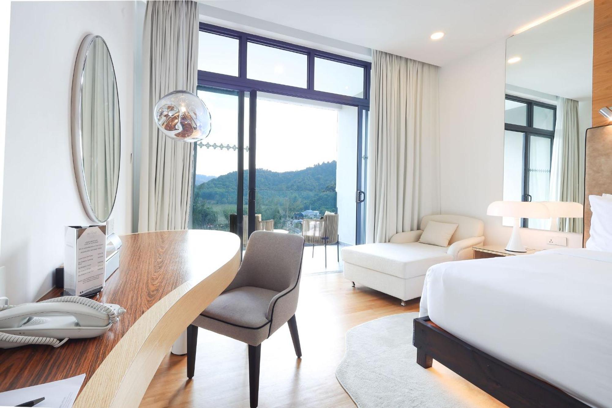 The Riyaz Lavanya Langkawi Пантай-Сенанг Экстерьер фото Deluxe Room
